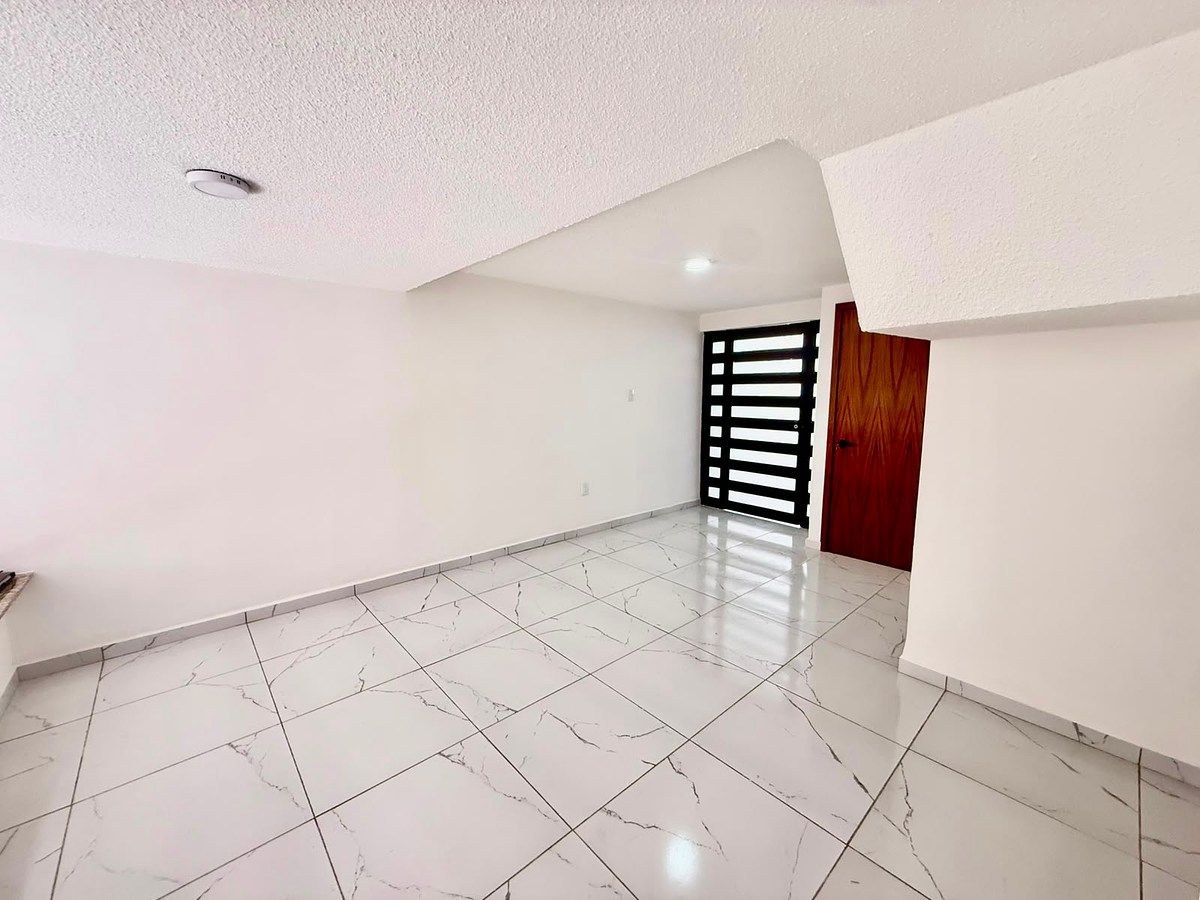 Casa em El Dorado, Tlalnepantla de Baz, foto 4 de 22