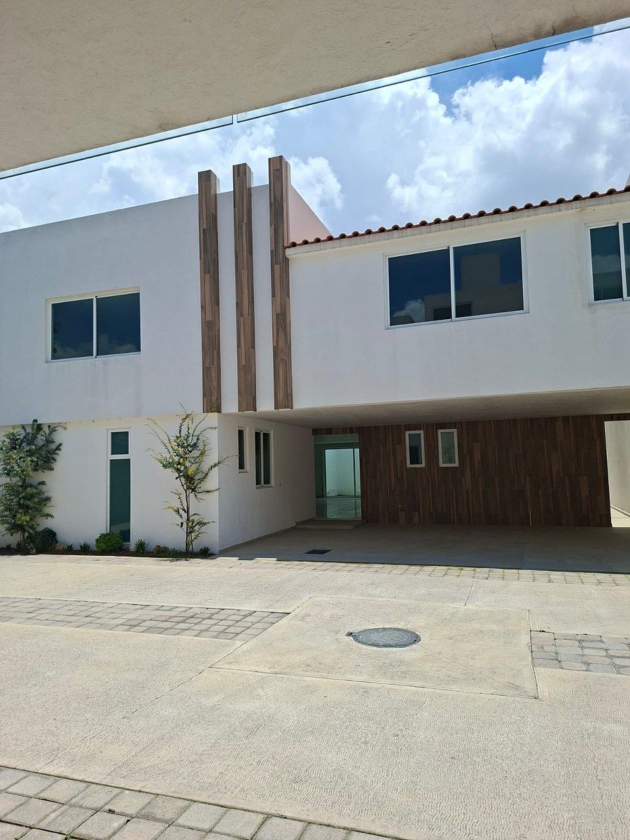 Casa em condomínio fechado em Llano Grande, Metepec, foto 2 de 38