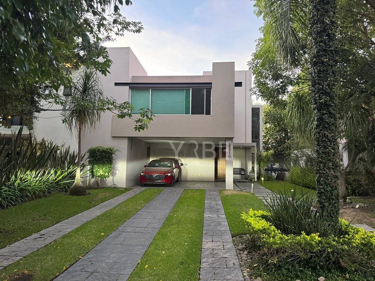 Casa en venta Valle Real, foto 1 de 14