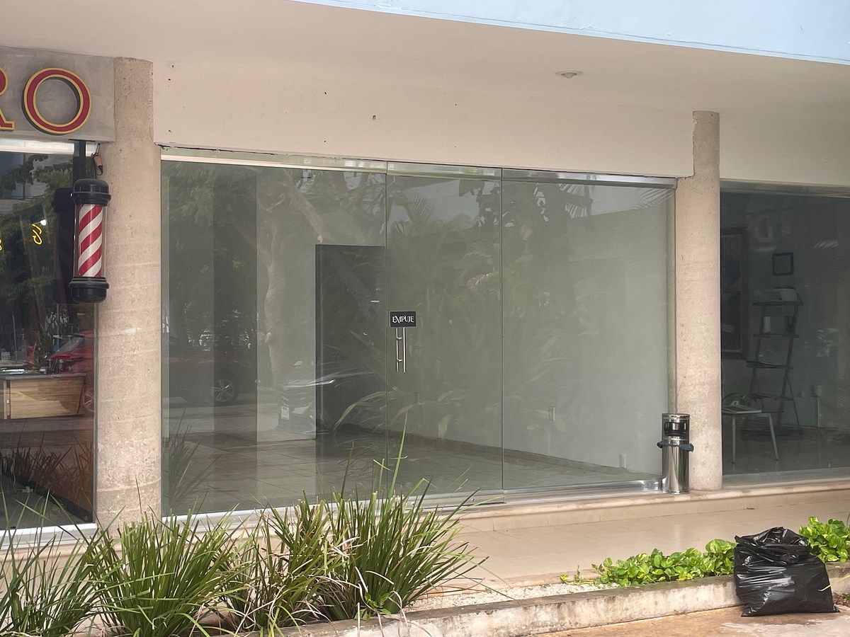 COMMERCIAL LOCAL VERY WELL LOCATED FOR RENT, photo 1 of 6