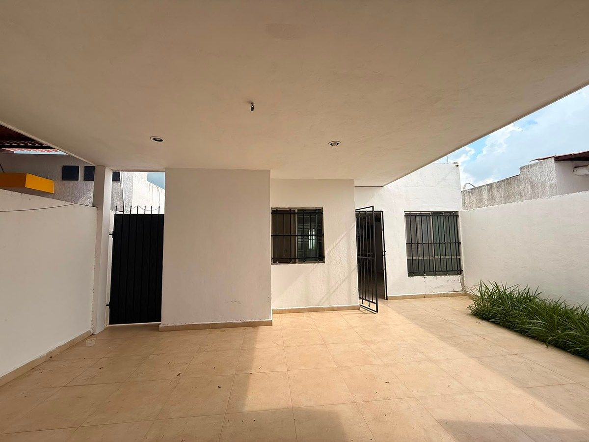 Casa en Los Héroes, Mérida, foto 2 de 13
