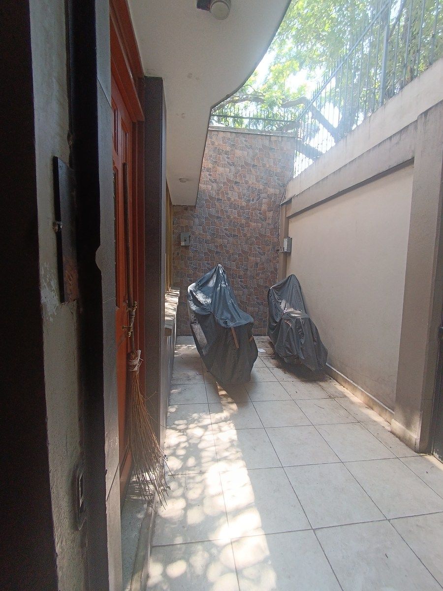 VENTA CASA AMPLIA CON DEPARTAMENTO VIADUCTO Y LA VIGA - foto 3
