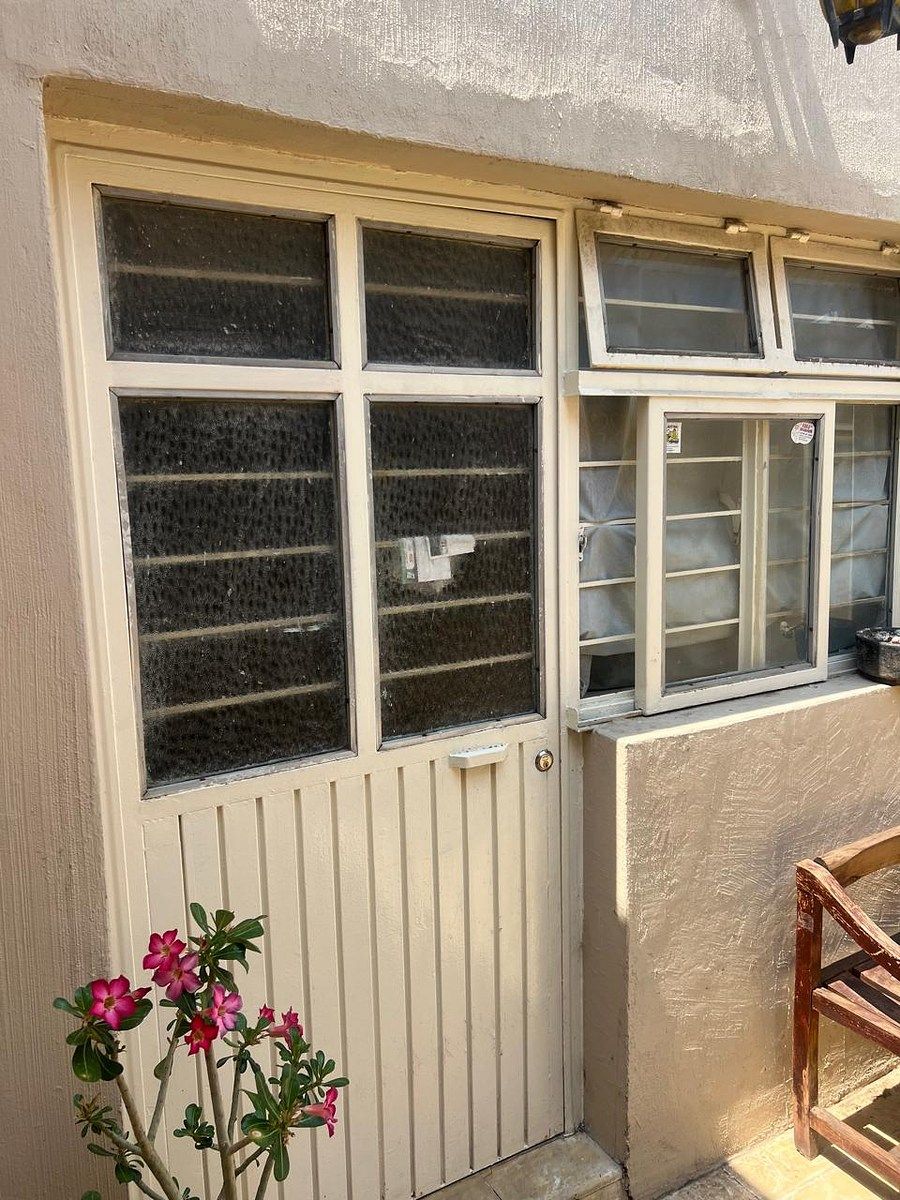 Sale of Housing Unit, photo 1 of 6