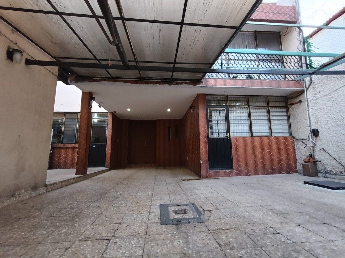 House in Ex-Ejido de San Francisco Culhuacán, Coyoacán, photo 2 of 20