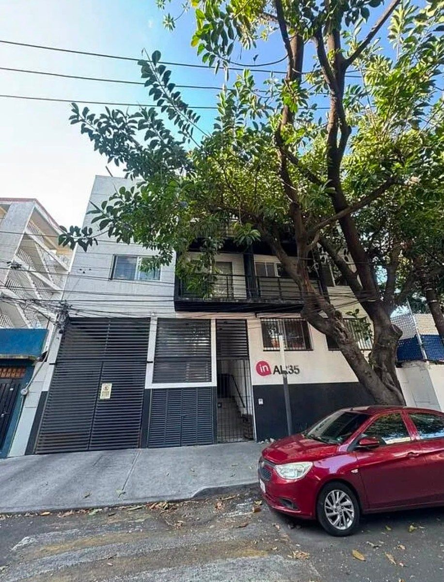 fachada, foto 17 de 24