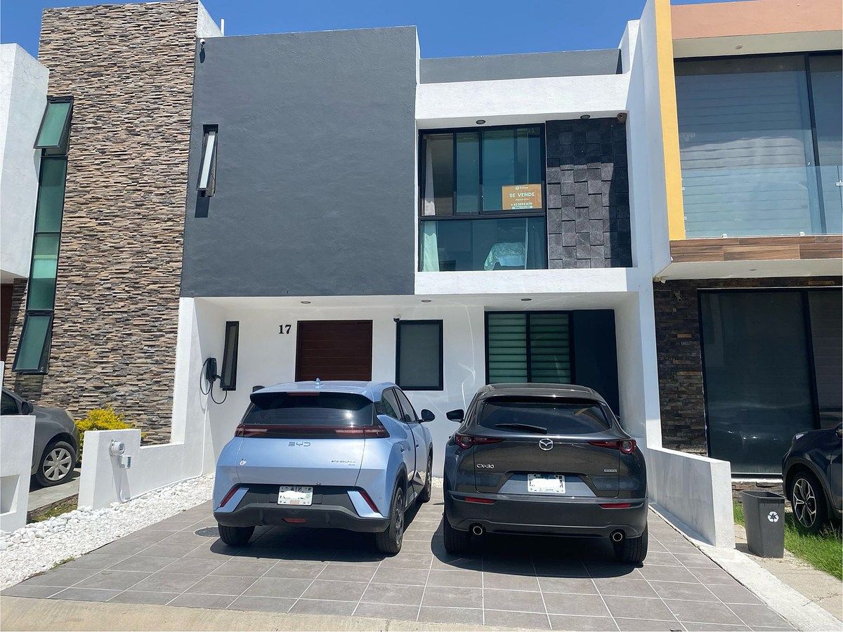 Casa à venda em Casa Fuerte, foto 1 de 12