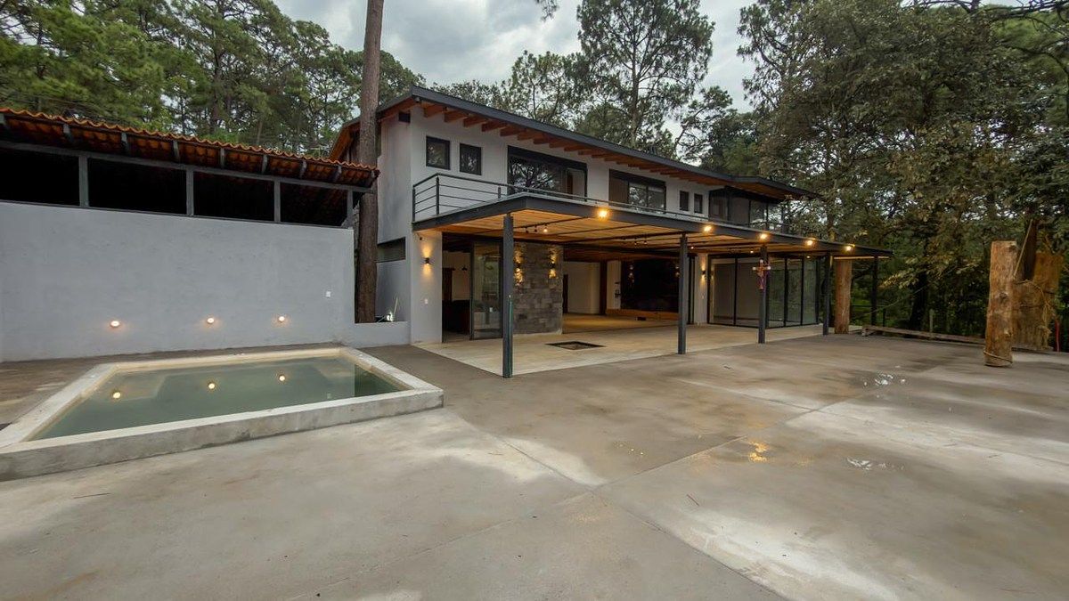 Casa en condominio en Avándaro, Valle de Bravo, foto 2 de 12