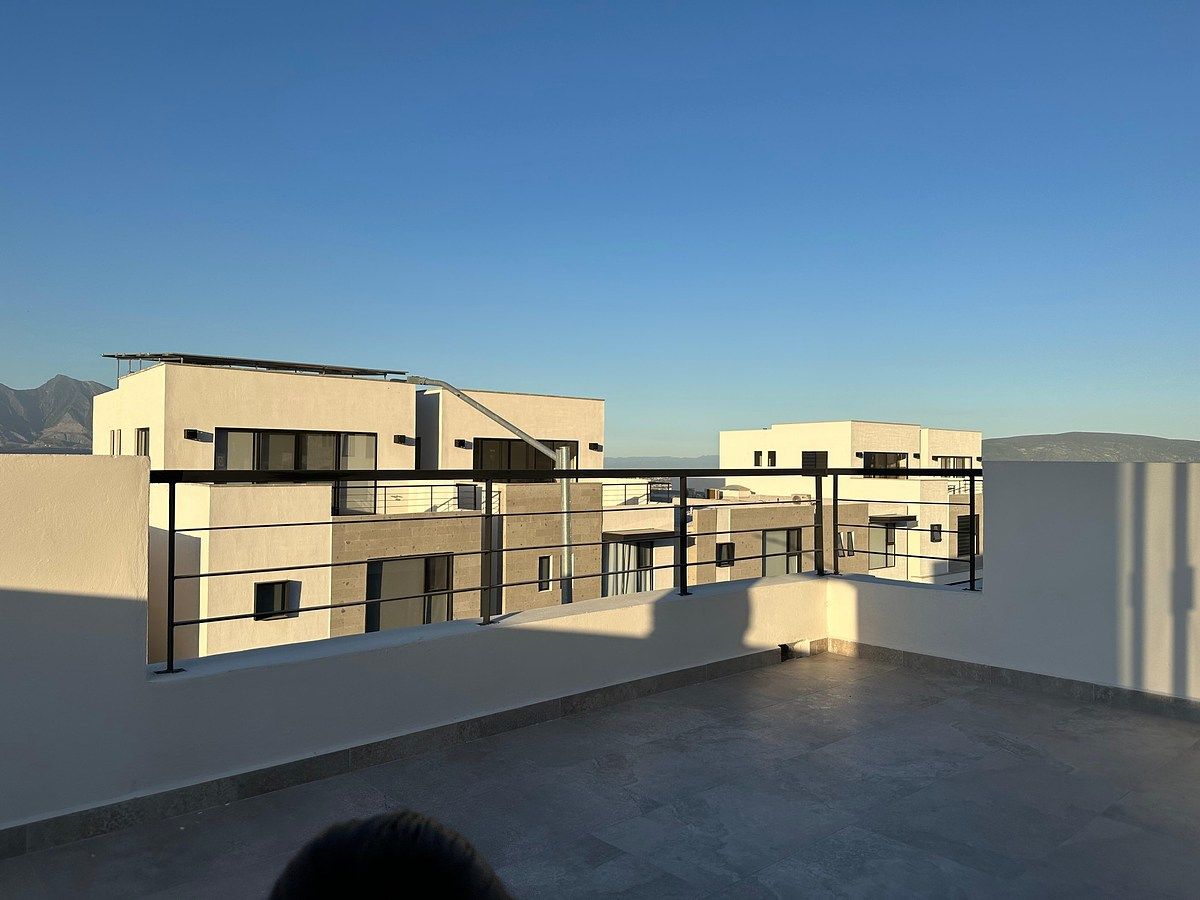 Casa em Dominio Cumbres, García, foto 9 de 38