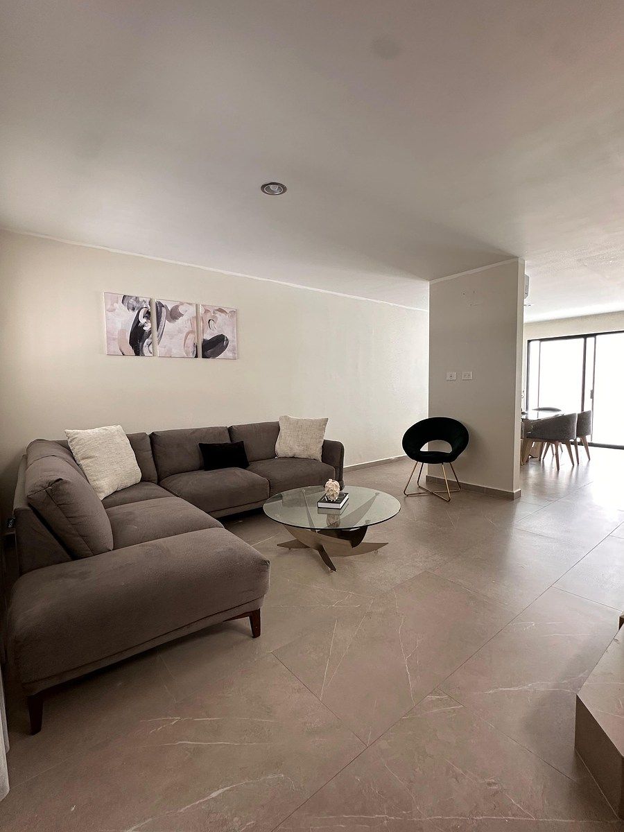Casa em Dominio Cumbres, García, foto 4 de 38