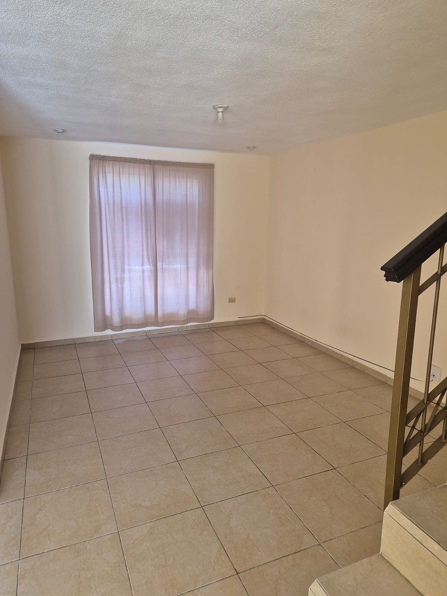 House in Las Lomas Sector Bosques, García, photo 4 of 11