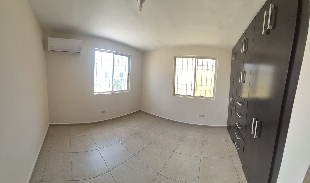 House in Las Lomas Sector Bosques, García, photo 6 of 11