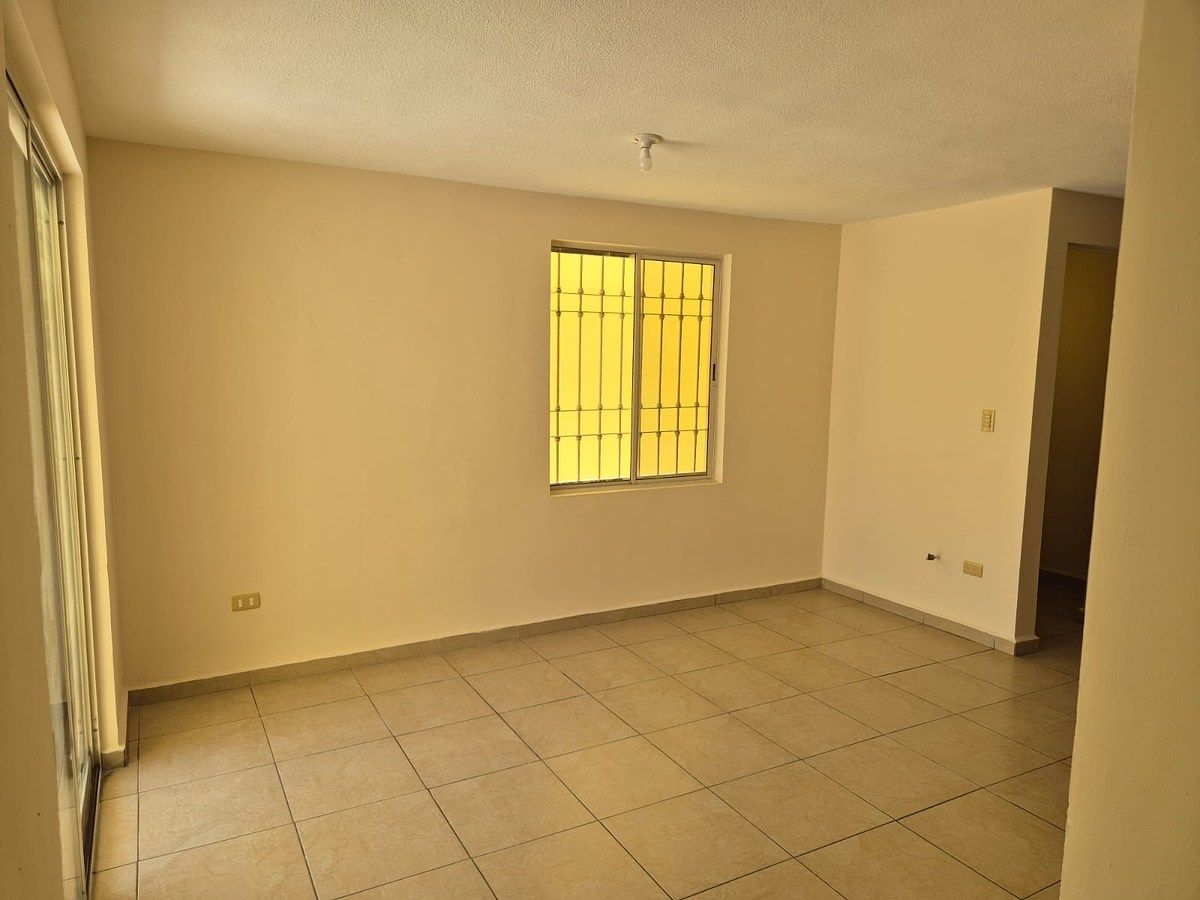 House in Las Lomas Sector Bosques, García, photo 10 of 11