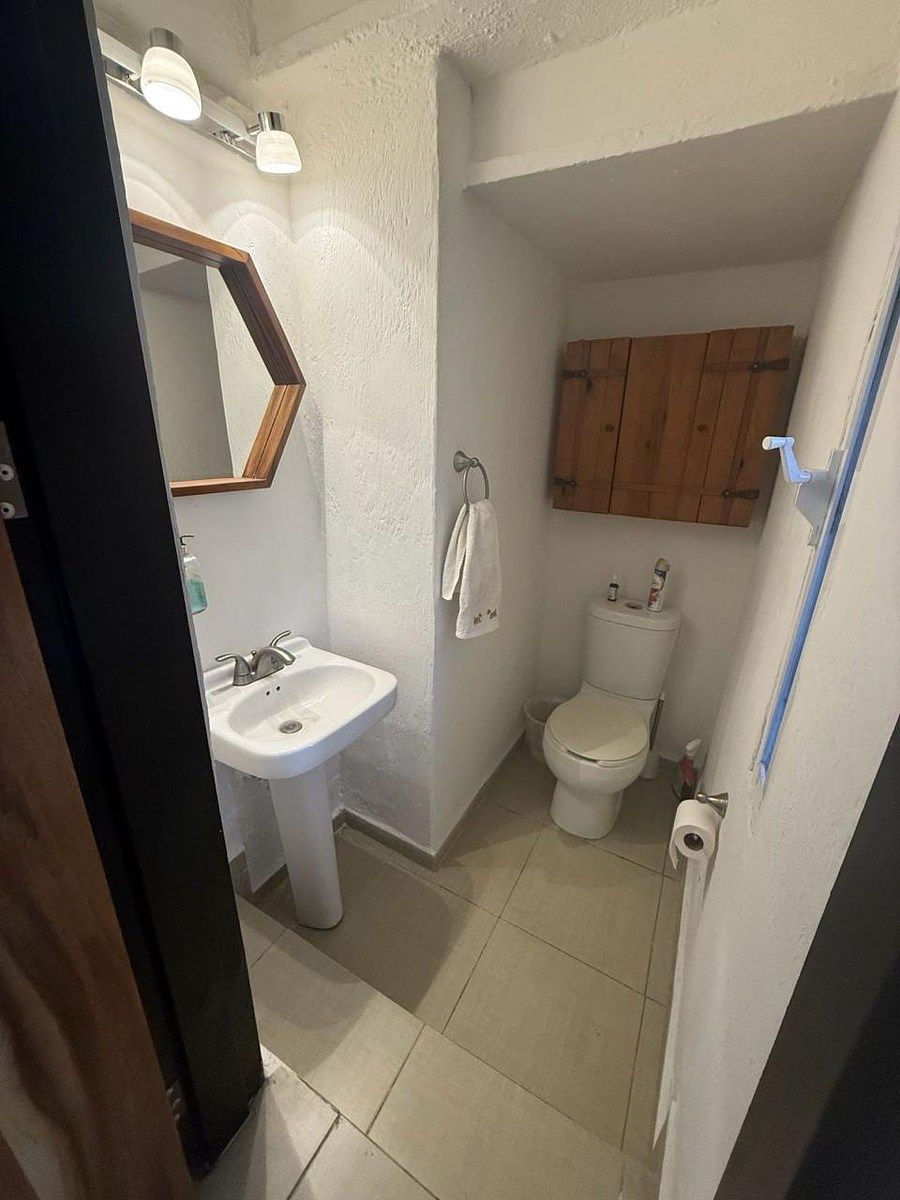Medio Baño, foto 7 de 12