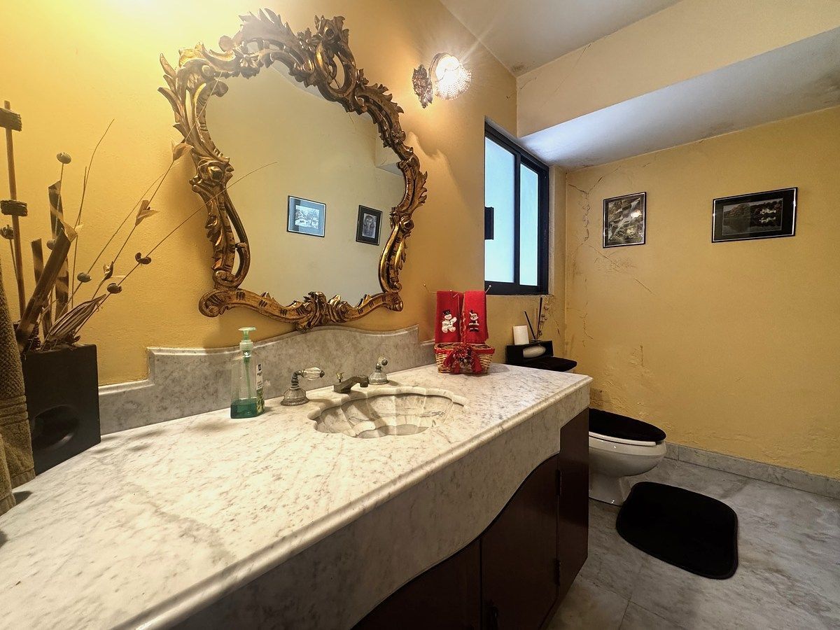House in Bosques de las Lomas, Cuajimalpa de Morelos, photo 22 of 50