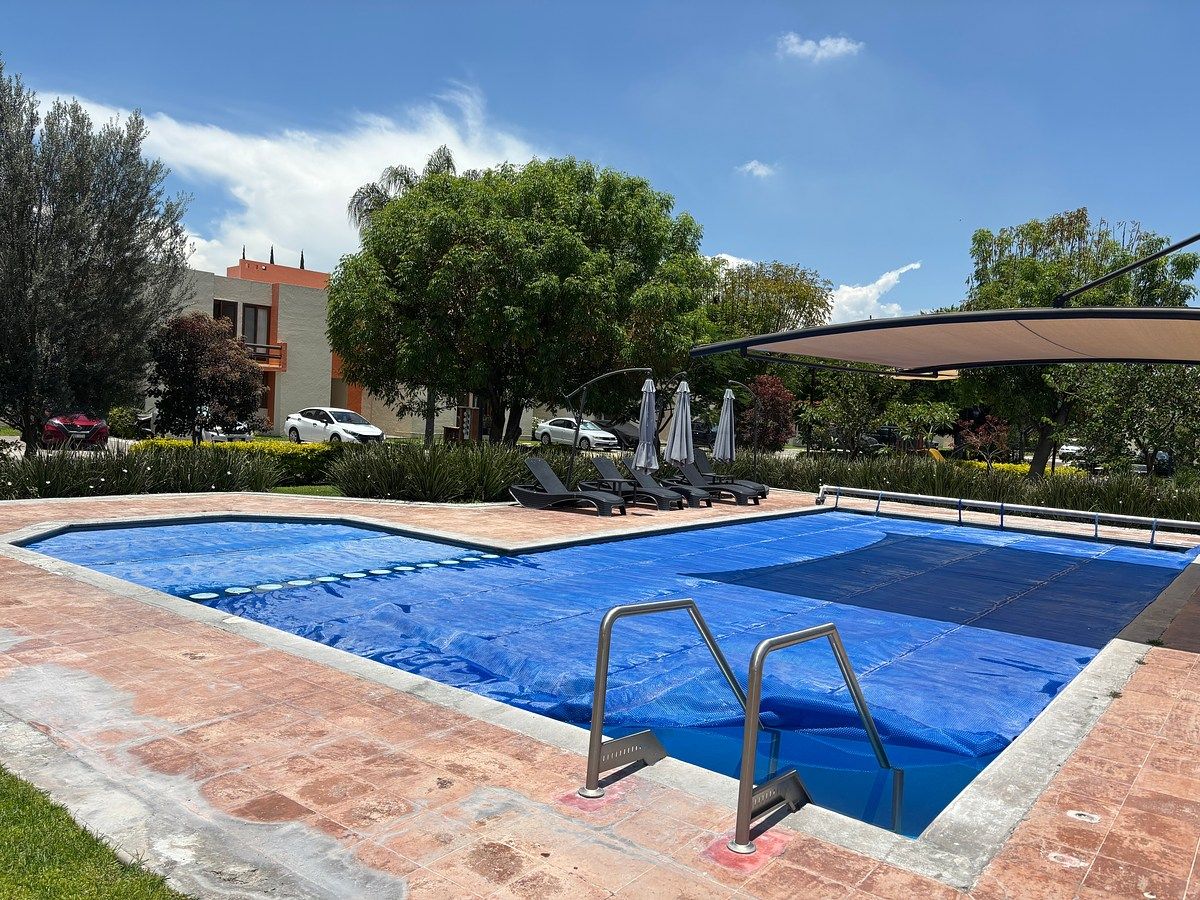 Viva ou Invista em Puerta Real | Casa de Um Só Nível com Amplo Pátio | Avaliação, foto 1 de 21