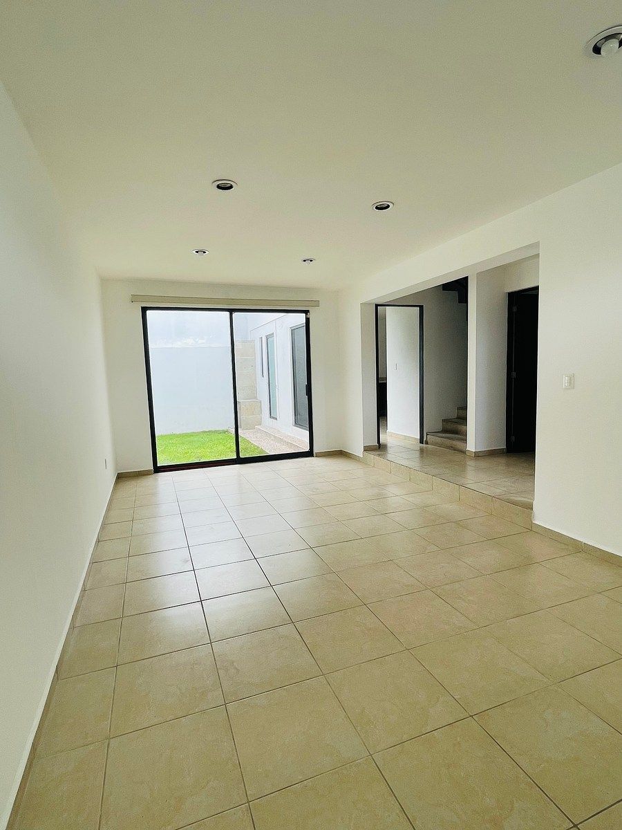 Casa en condominio en Juriquilla, Querétaro, foto 2 de 18