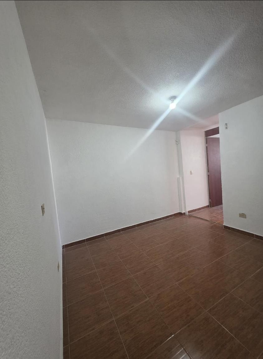 CASA EN LAS TORRES, foto 1 de 19
