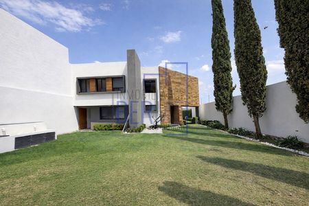 LINDA CASA EM ACATEPEC