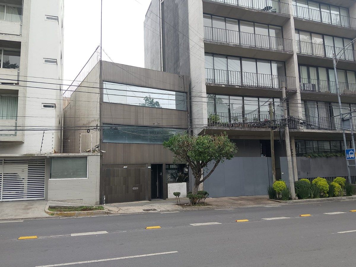 Edificio de oficinas en Av Extremadura, foto 1 de 13