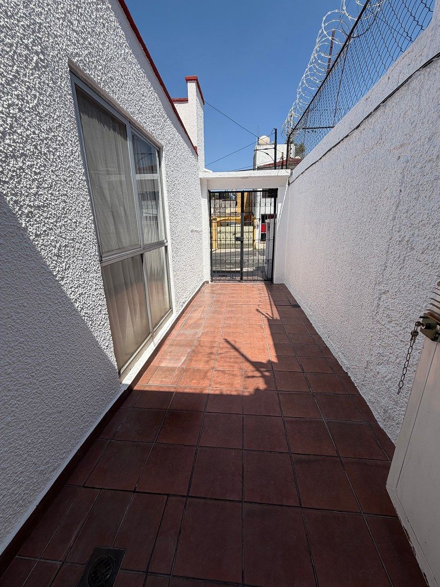 Patio principal, foto 17 de 23