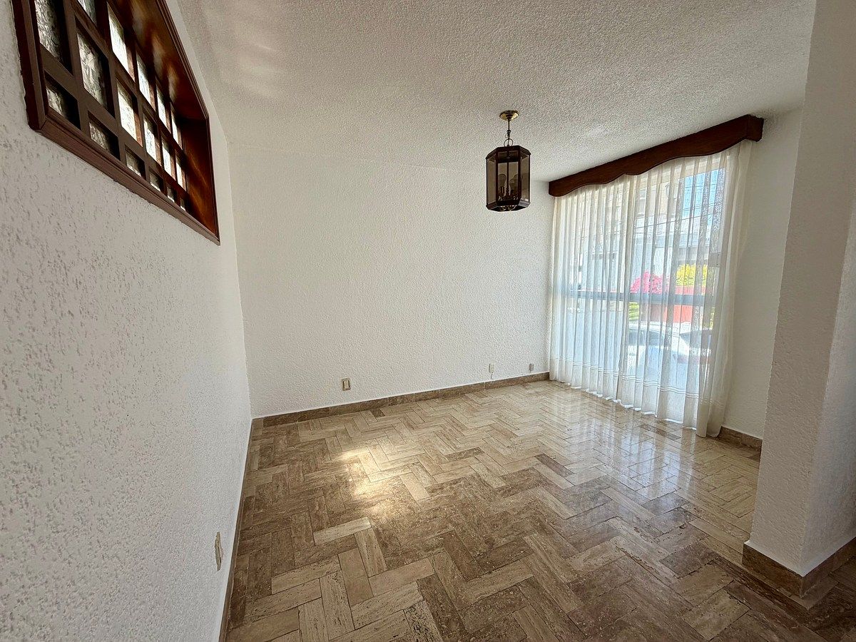 Sala, foto 2 de 23