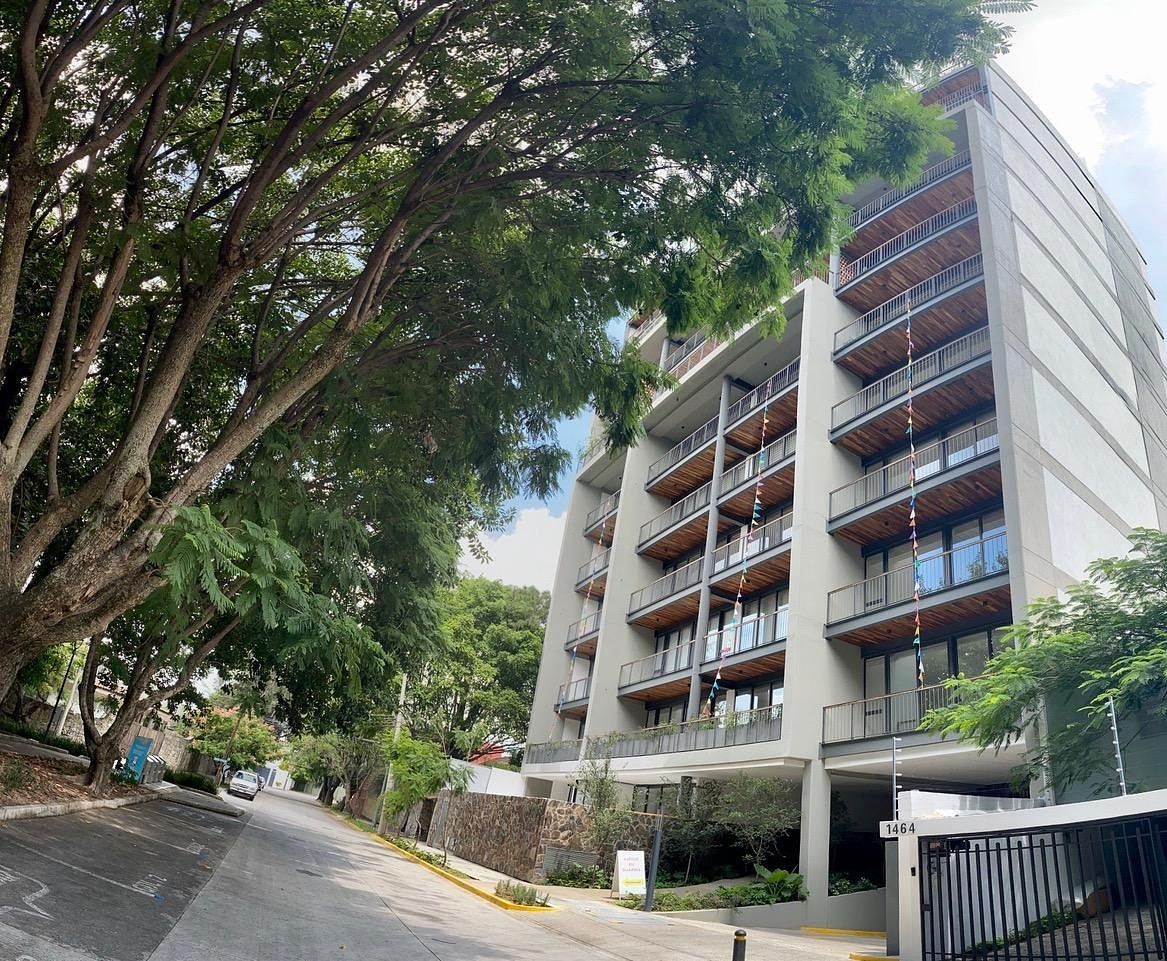 Departamento en venta en Country Club, Guadalajara | 2 recámaras con balcón., foto 1 de 29