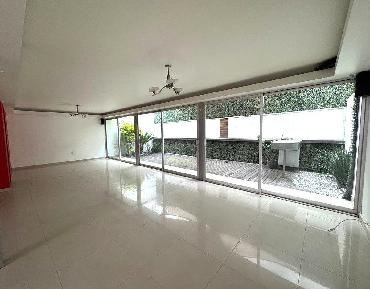 CASA EN VENTA EN CIUDAD SATÉLITE, NAUCALPAN DE JUÁREZ ESTADO DE MÉXICO, foto 1 de 19