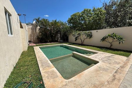 Casa na Privada Villa Real, Temozón, Mérida