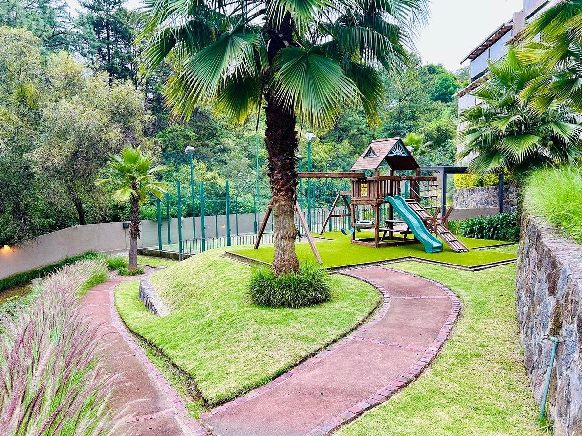 House in Gated Community in Centro, Valle de Bravo, photo 35 of 40