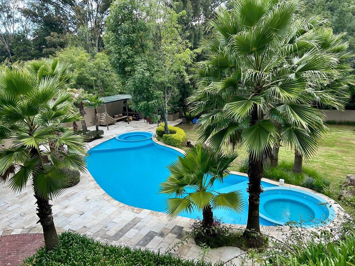 House in Gated Community in Centro, Valle de Bravo, photo 37 of 40