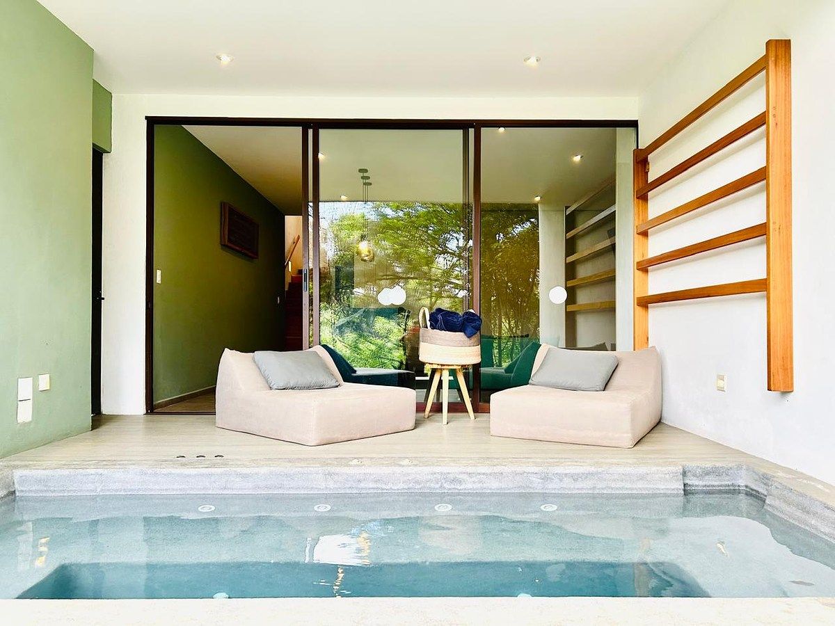 House in Gated Community in Centro, Valle de Bravo, photo 34 of 40