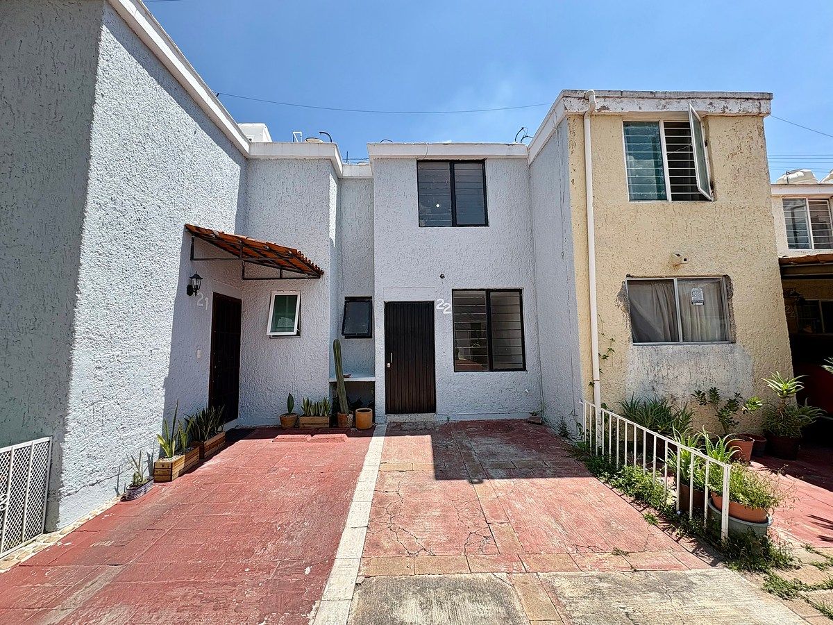 Casa de 3 quartos dentro de um condomínio na Colônia Villaseñor, foto 1 de 26