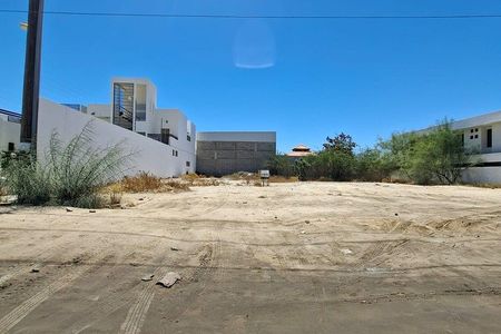 LAND FOR RENT | Conchalito Neighborhood
