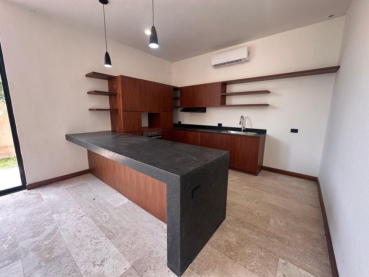 House in Gated Community in Yucatán Country Club, Mérida, photo 2 of 22