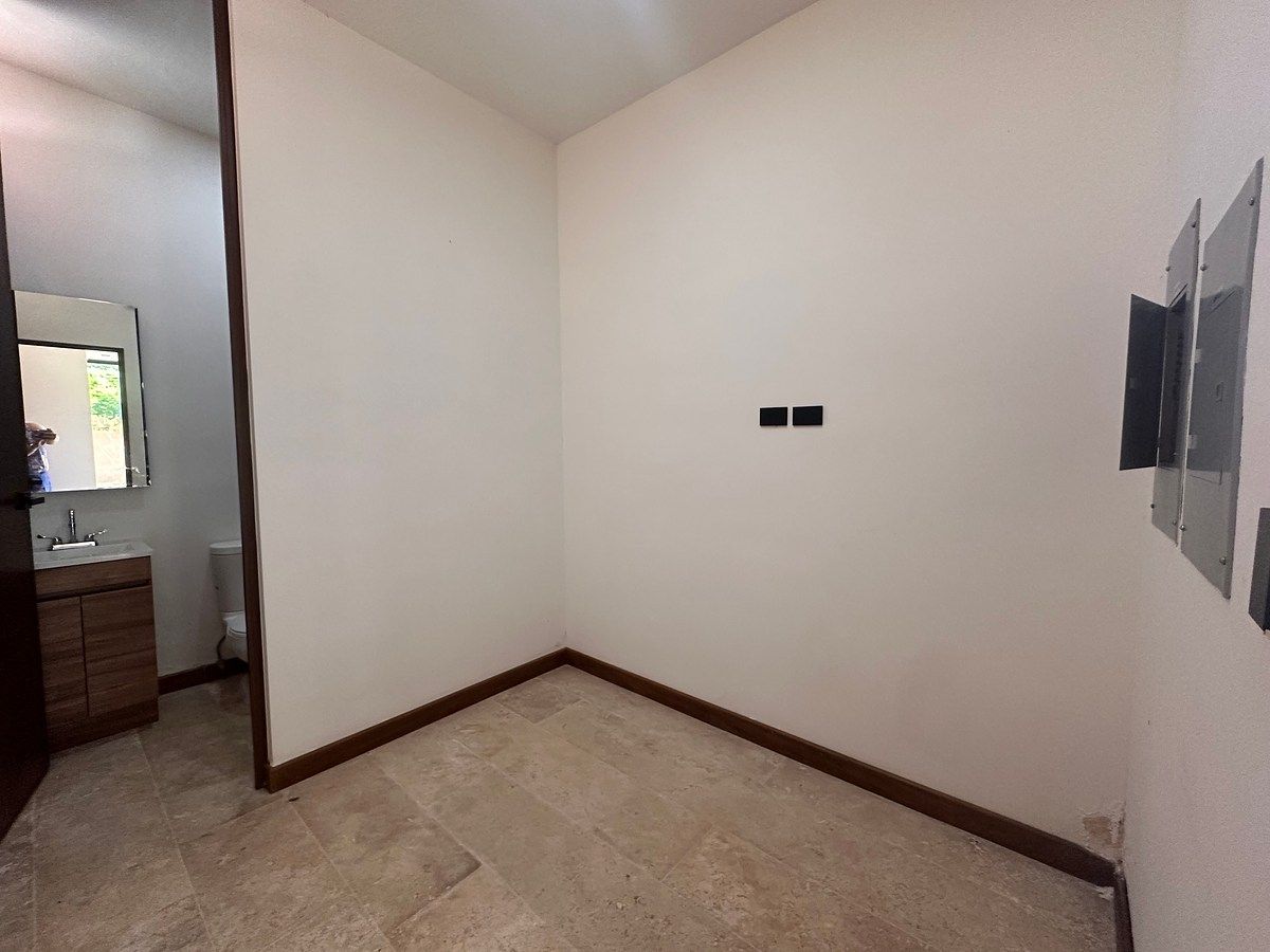 House in Gated Community in Yucatán Country Club, Mérida, photo 8 of 22