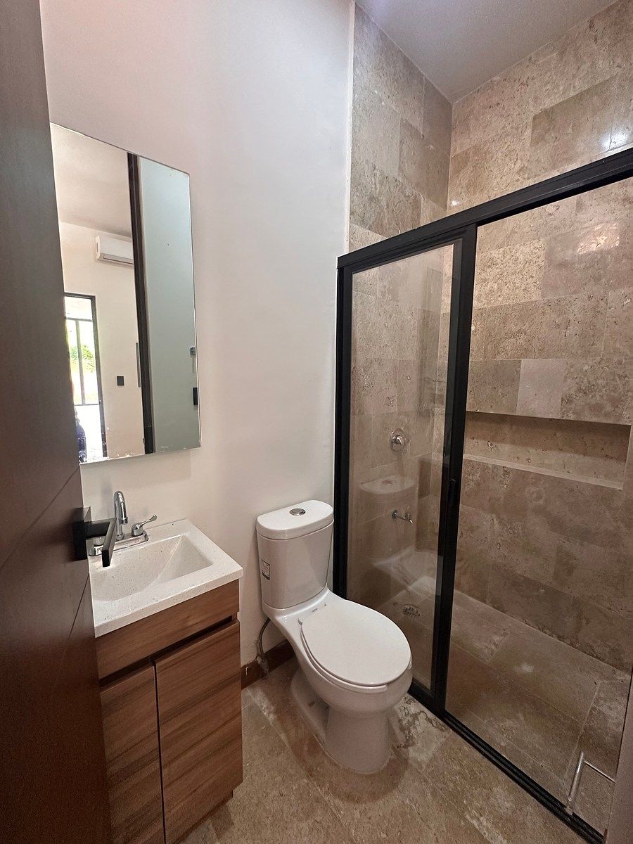 House in Gated Community in Yucatán Country Club, Mérida, photo 10 of 22