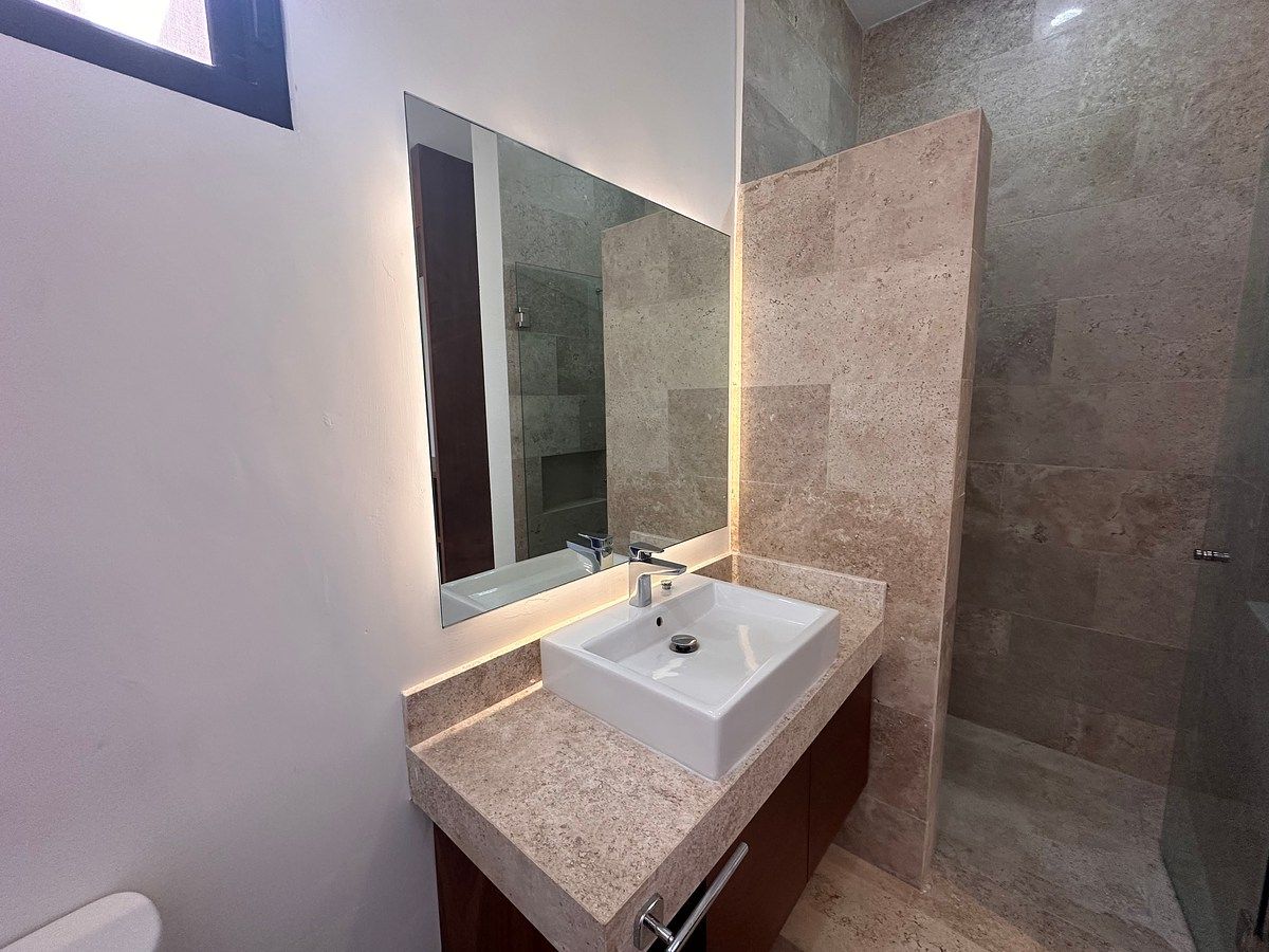 House in Gated Community in Yucatán Country Club, Mérida, photo 17 of 22