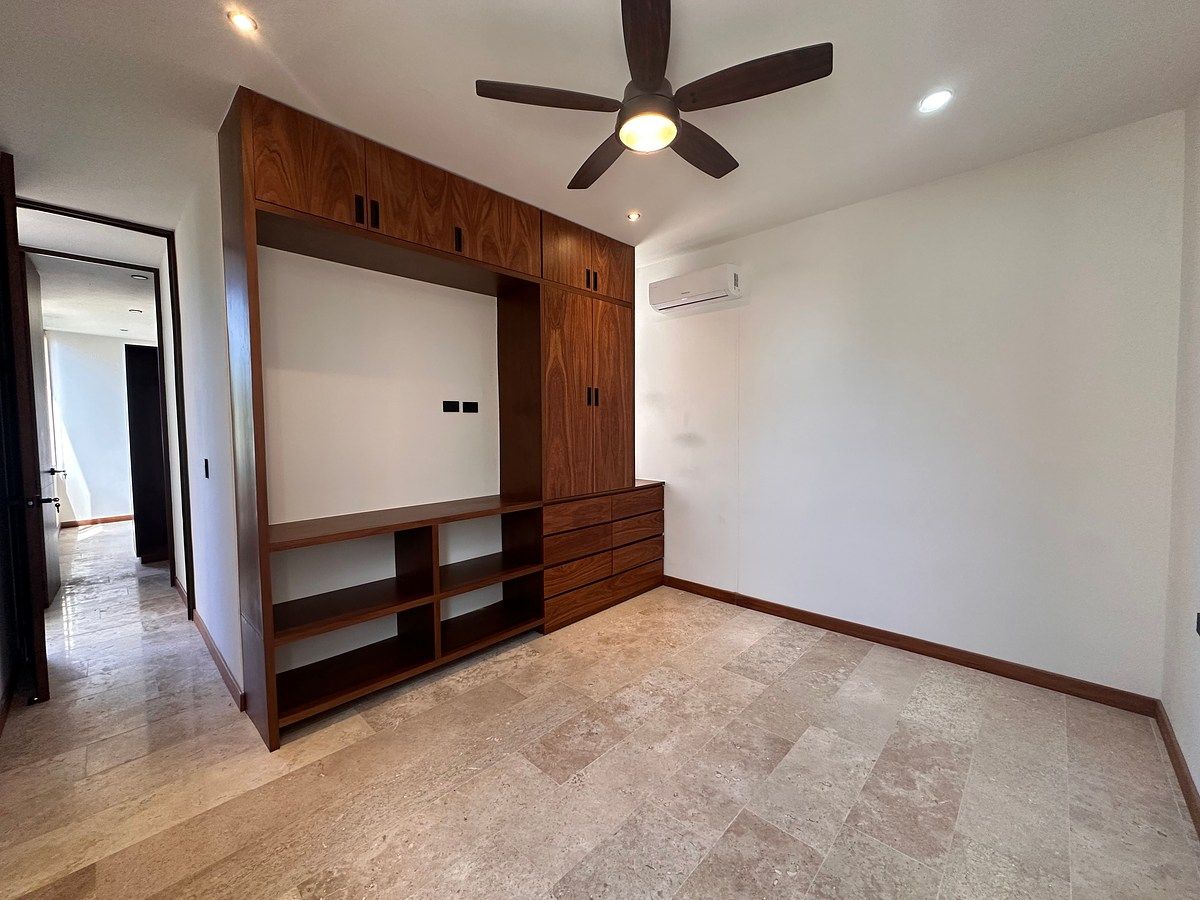 House in Gated Community in Yucatán Country Club, Mérida, photo 18 of 22