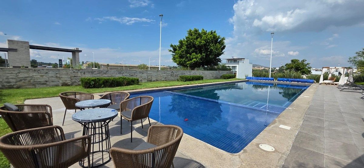 House in Gated Community in Valle Imperial, Zapopan, photo 33 of 35