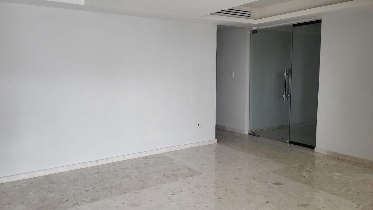 Local Comercial en Santo Domingo Centro (Distrito Nacional), foto 2 de 6