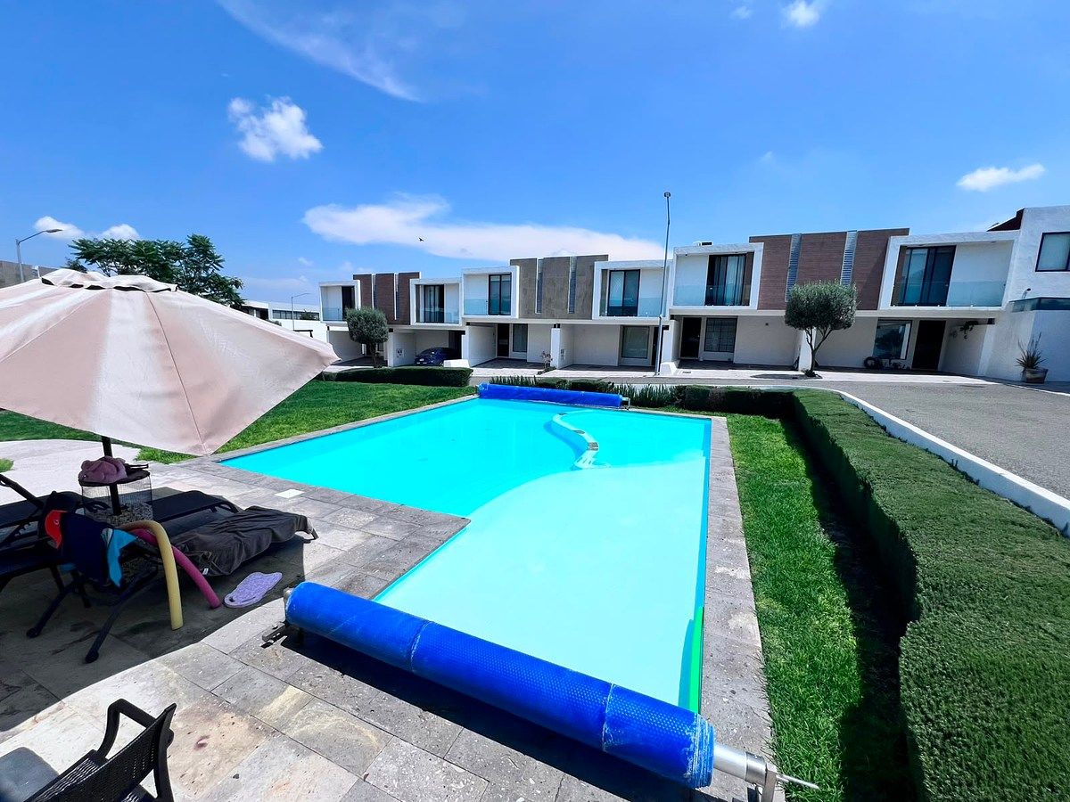 Oportunidad!! Venta Casa en El Refugio - Nuevo Queretaro, foto 1 de 32