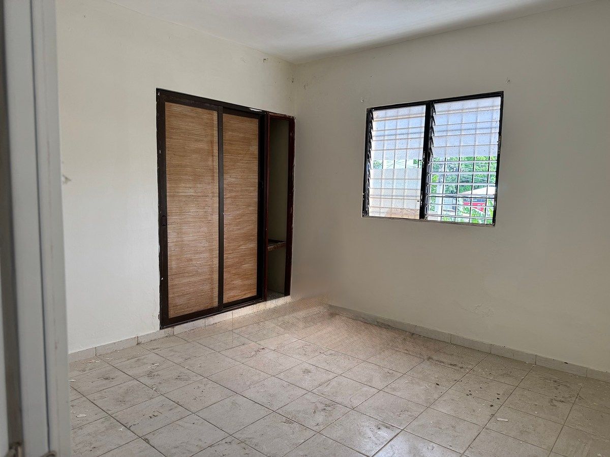 Building in San Felipe de Puerto Plata, photo 18 of 19