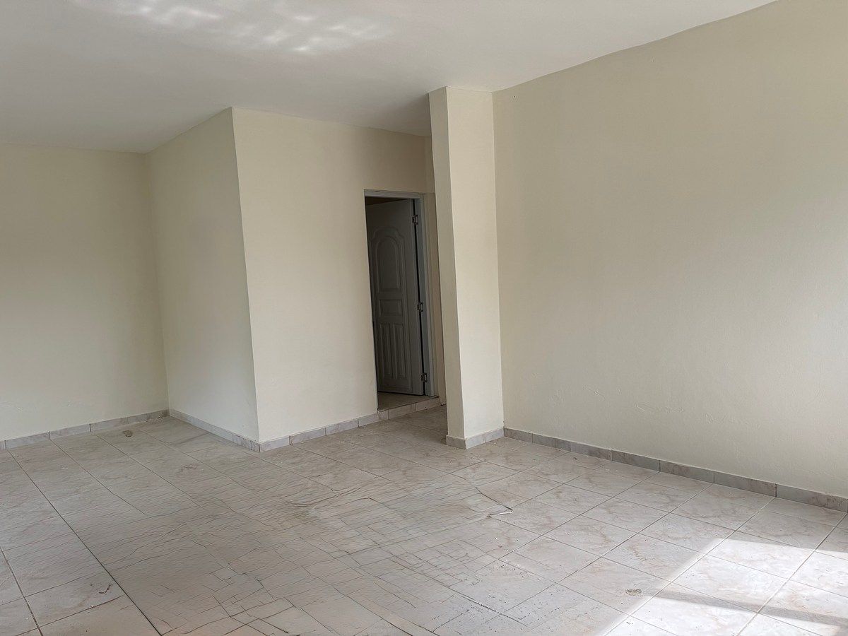 Building in San Felipe de Puerto Plata, photo 10 of 19