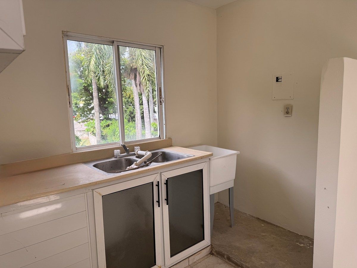 Building in San Felipe de Puerto Plata, photo 11 of 19
