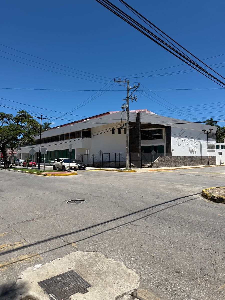 STELLAR BUILDING STELLAR LOCATION | FOR RENT, photo 1 of 22