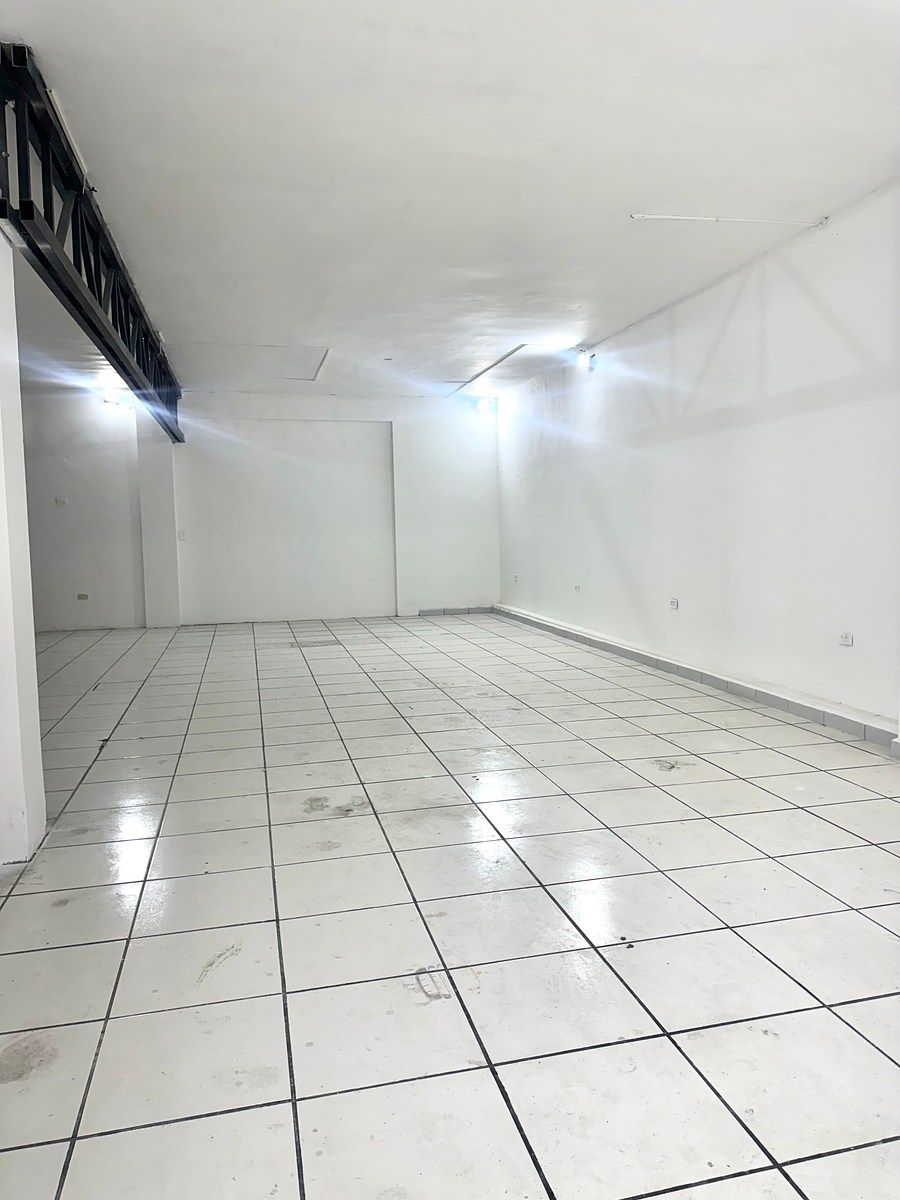 Local comercial en Las Cumbres 2 Sector, Monterrey, foto 7 de 8