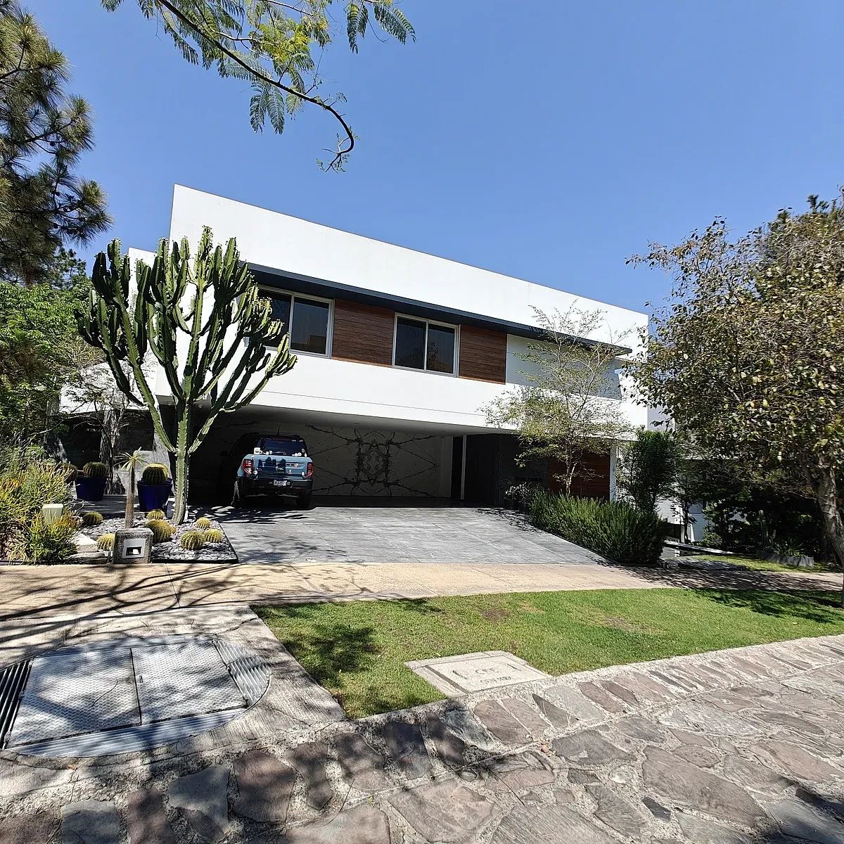 House in Gated Community in Bosque de los Lagos, Zapopan, photo 2 of 12
