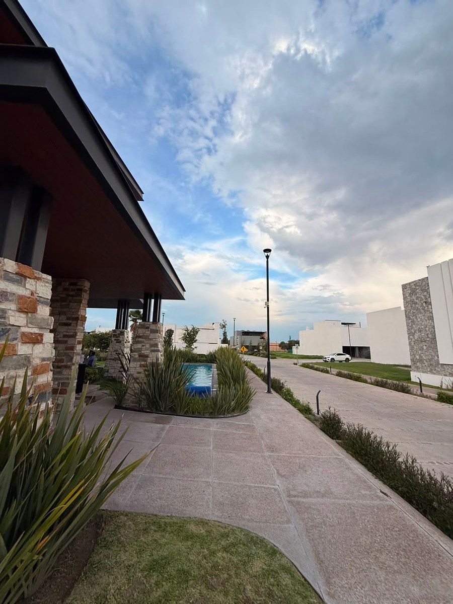 Lot in Paseos Loretta, Aguascalientes, photo 4 of 6