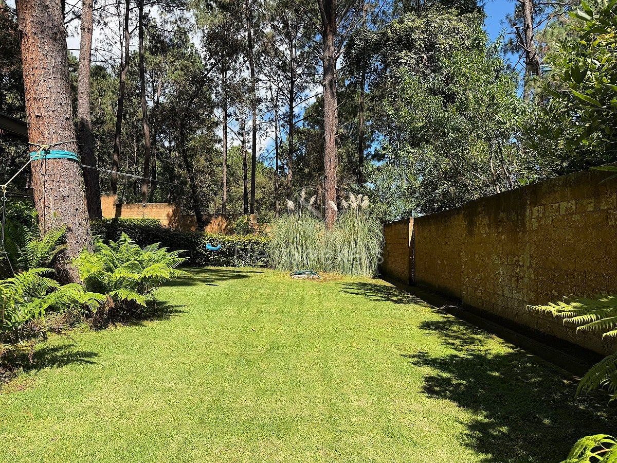 House in Gated Community in Cerro Gordo, Valle de Bravo, photo 3 of 28