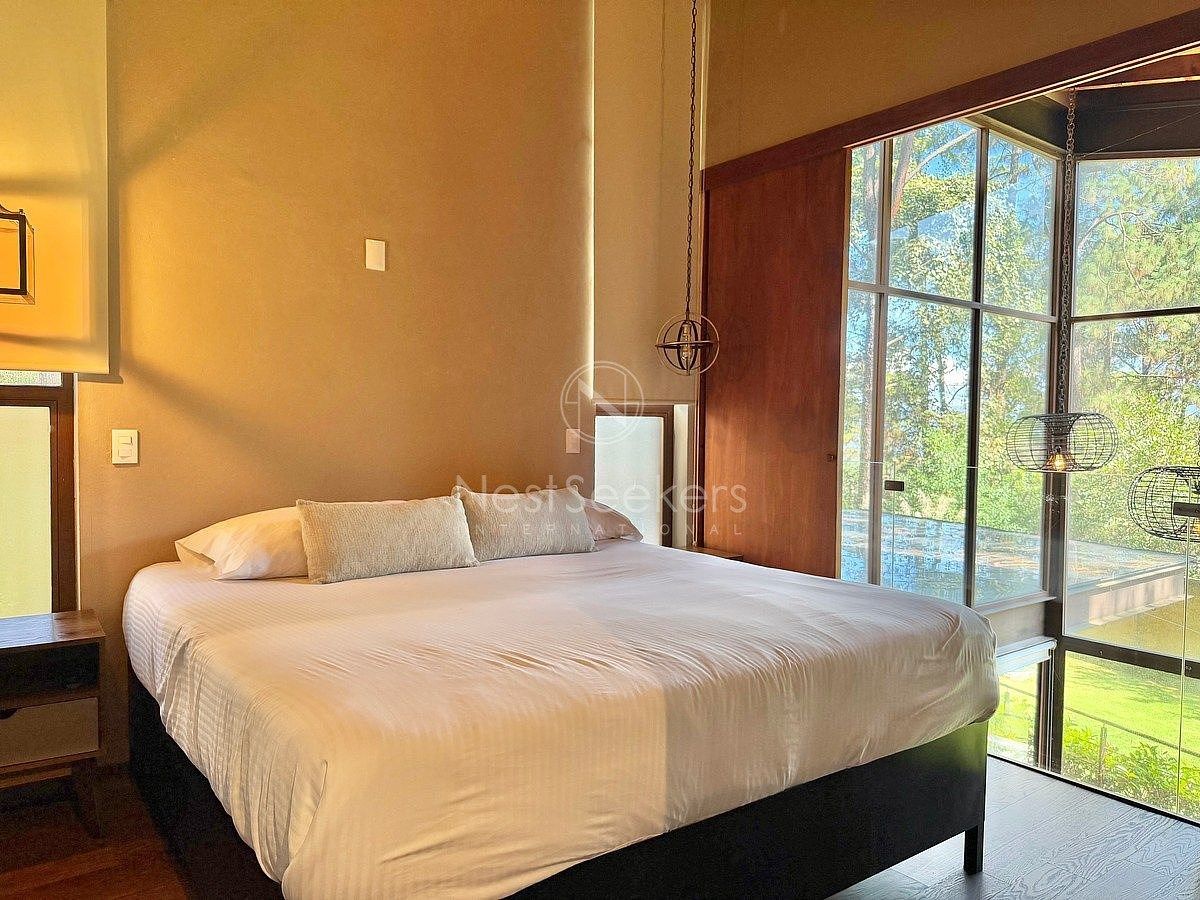 House in Gated Community in Cerro Gordo, Valle de Bravo, photo 13 of 28